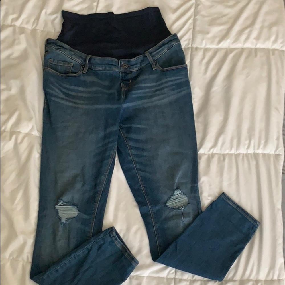 Old Navy Maternity Rockstar Super Skinny Jeans
